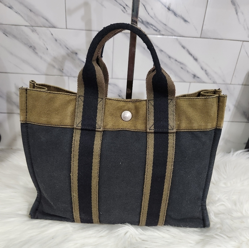 💚🔹️HERMES 🔹️TOTE BAG | TOTE BAG COLORS BLACK & ARMY GREEN W/ COA - Picture 4 of 17